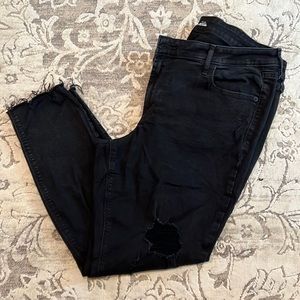 Old Navy Jeans. Size 16